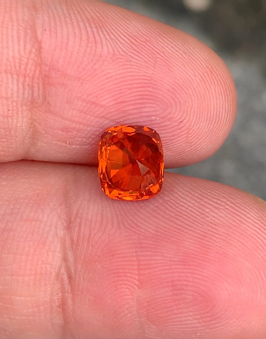 EXQUISITE 2.25 CT NATURAL SPESSARTITE GARNET