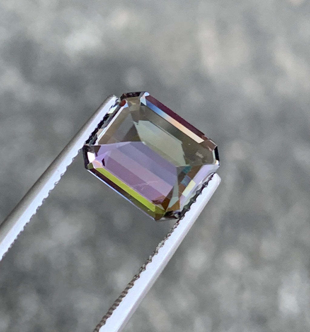 No heat tanzanite
