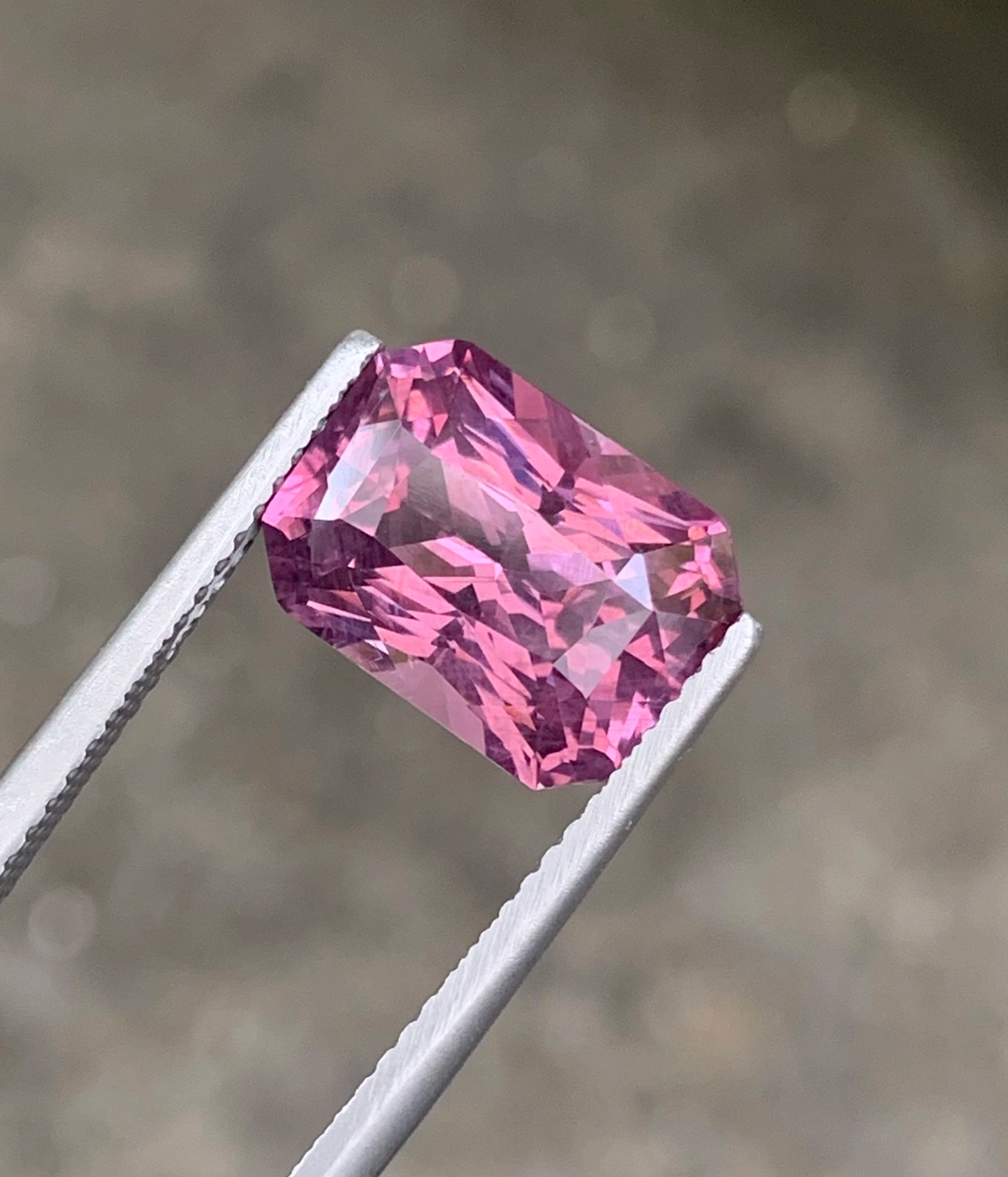 Natural Tanzanian spinel