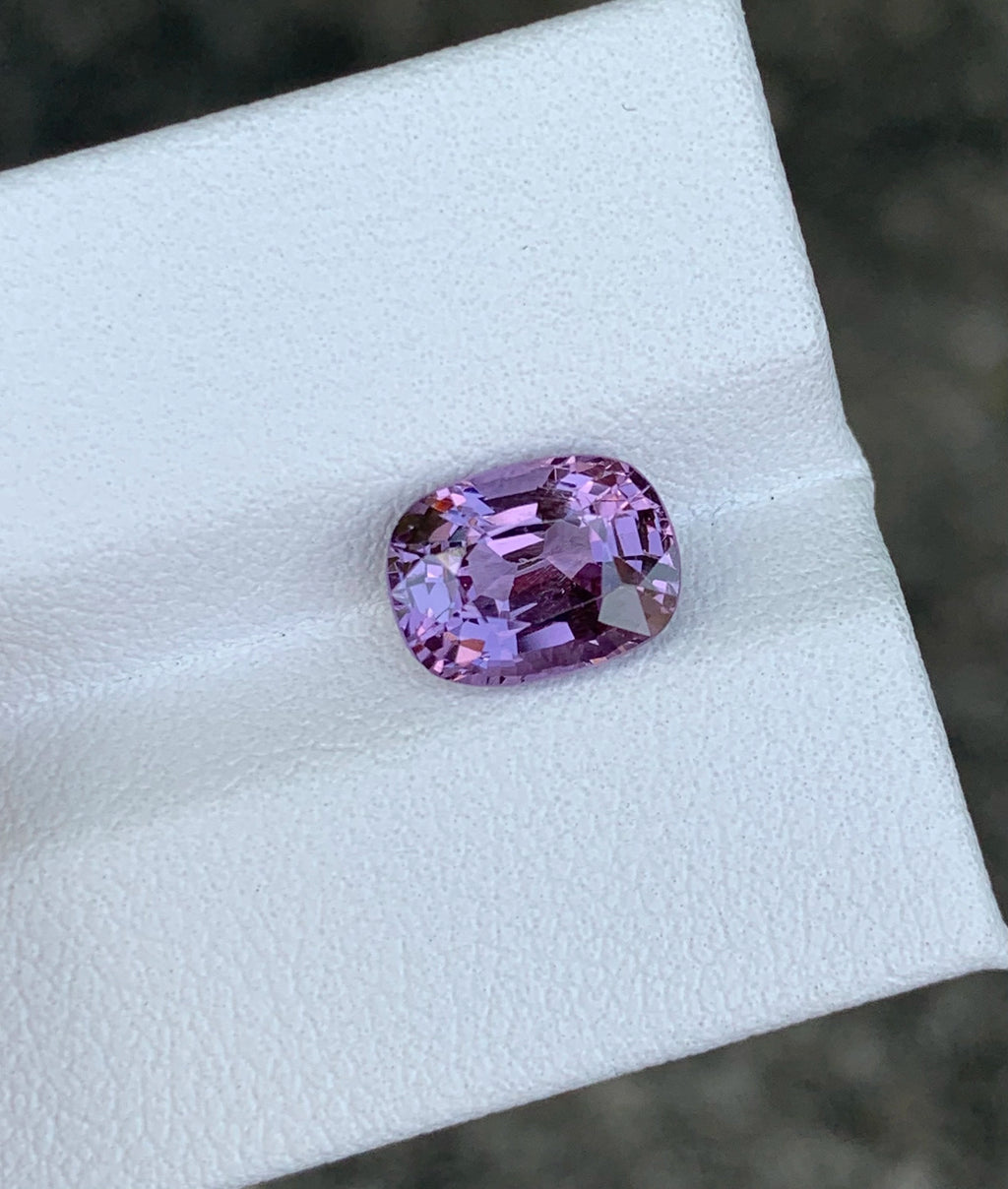 Lavender Burmese spinel
