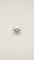Brilliant cut white diamond with exceptional clarity