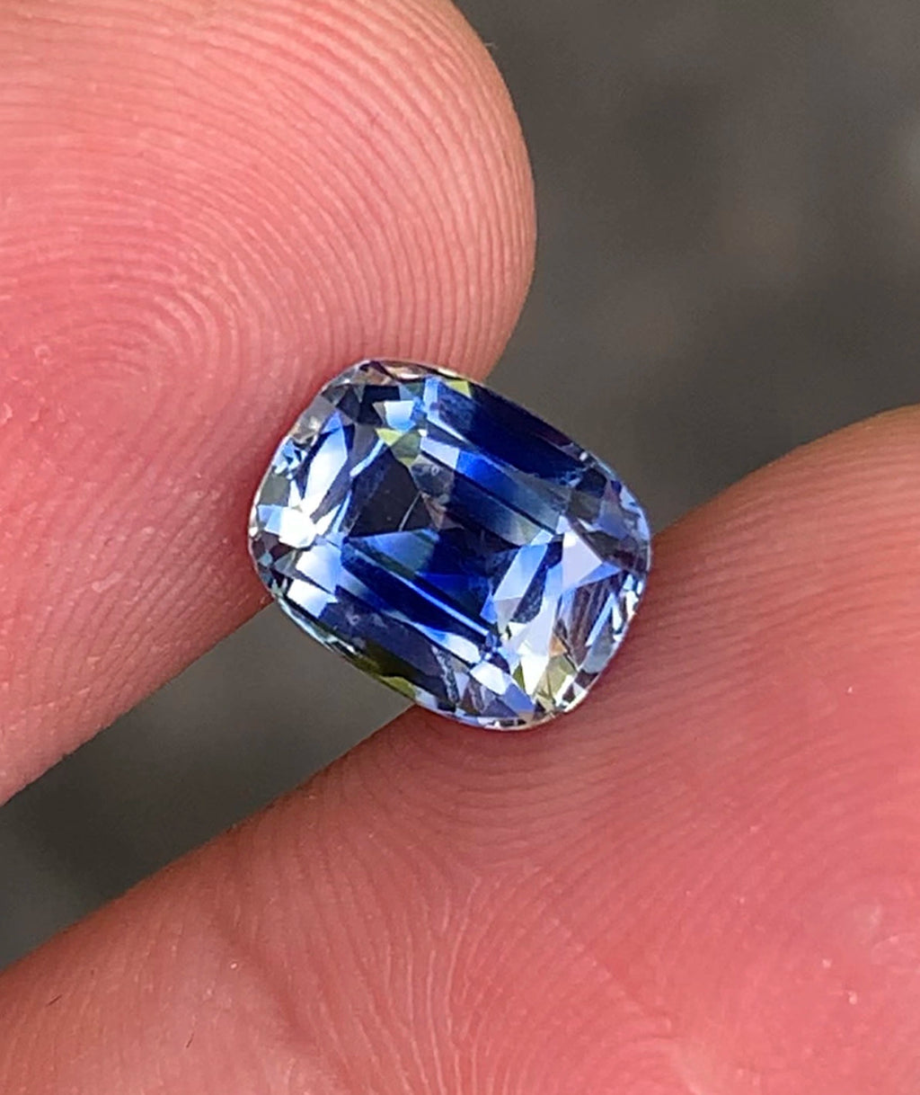 Bi color sapphire from Madagascar