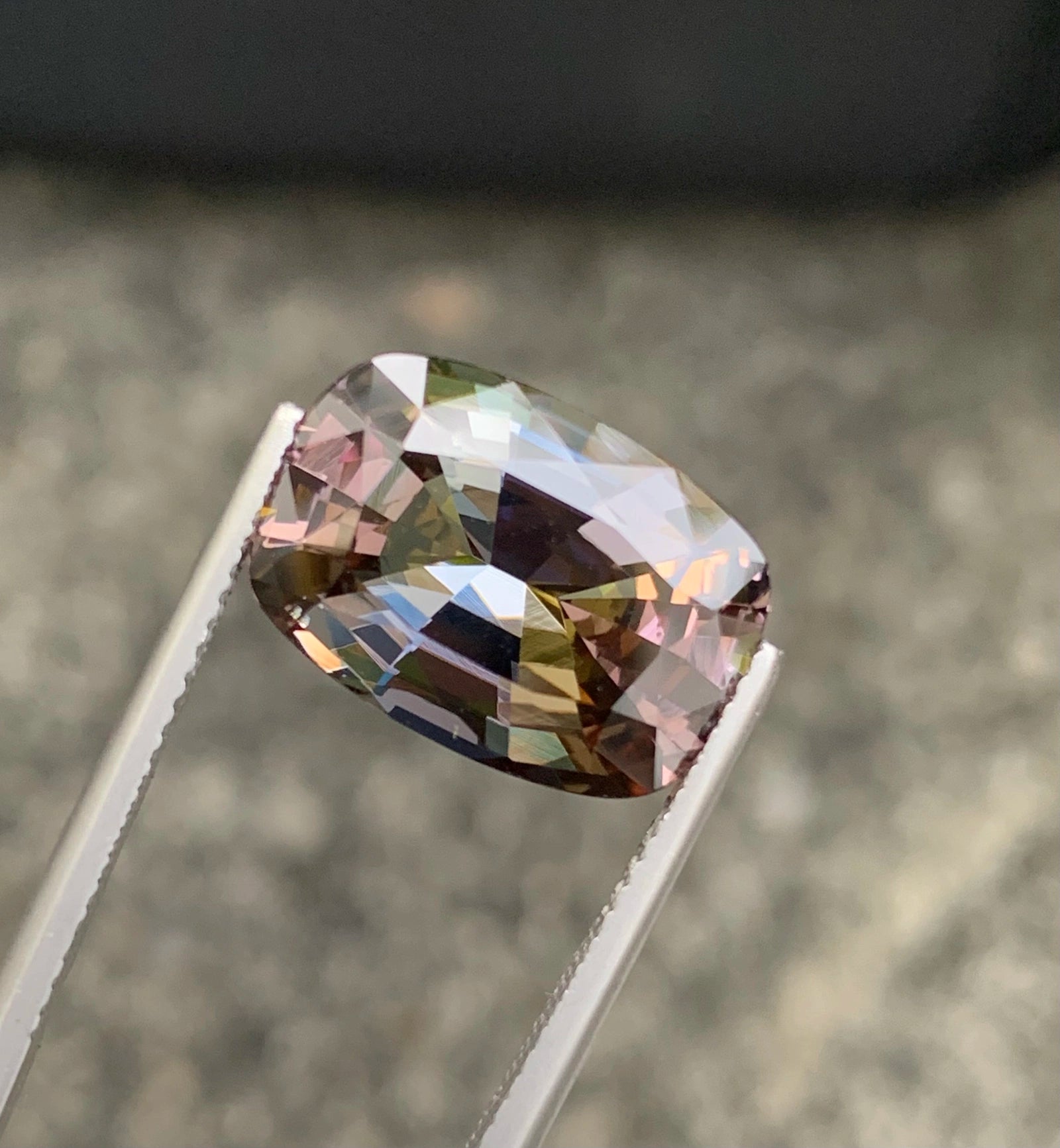 EXQUISITE 9.23 CT NO HEAT TANZANITE
