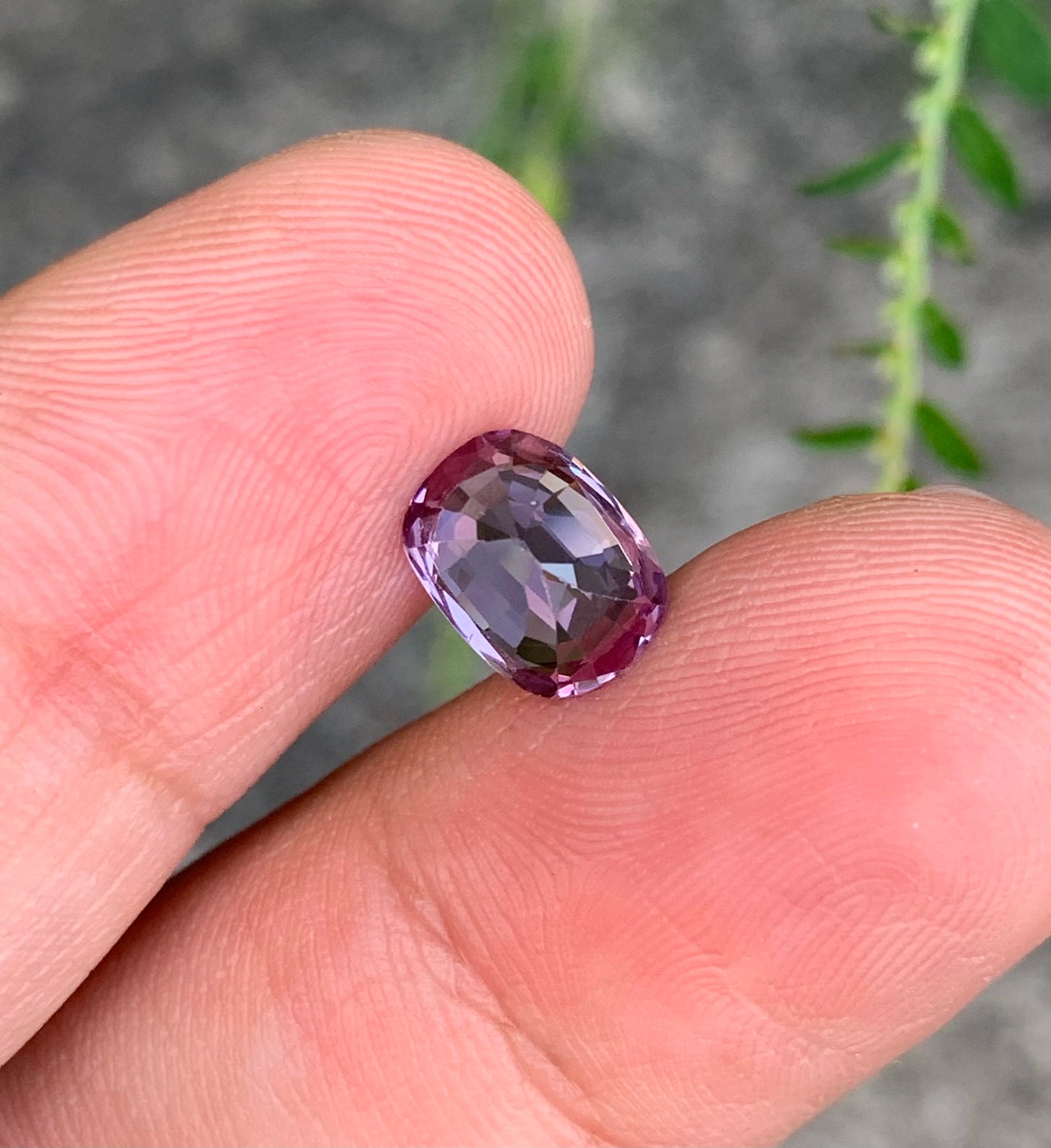 Lavender Burmese spinel