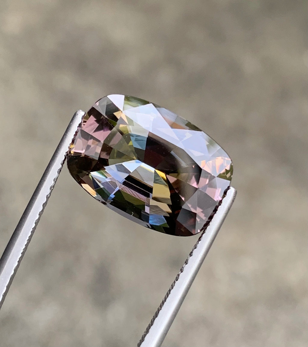 EXQUISITE 9.23 CT NO HEAT TANZANITE