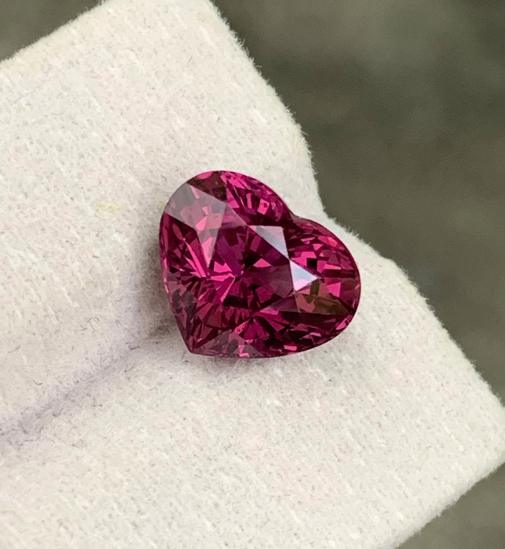 Natural Tanzanian spinel