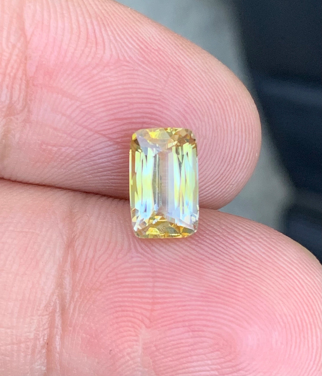 Bi color sapphire
