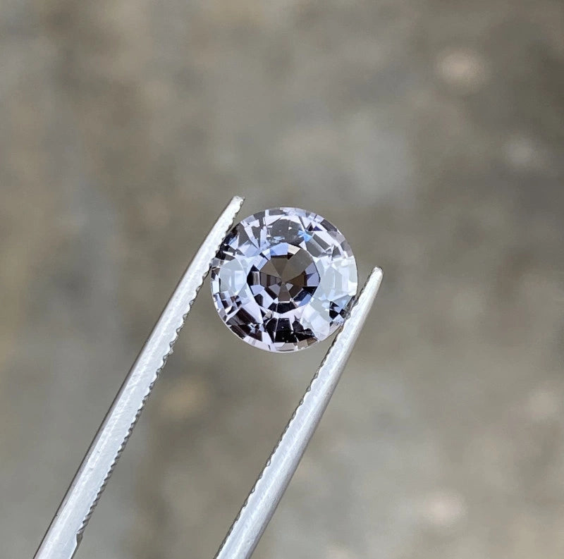 Marvellous Burmese spinel top cut & clarity