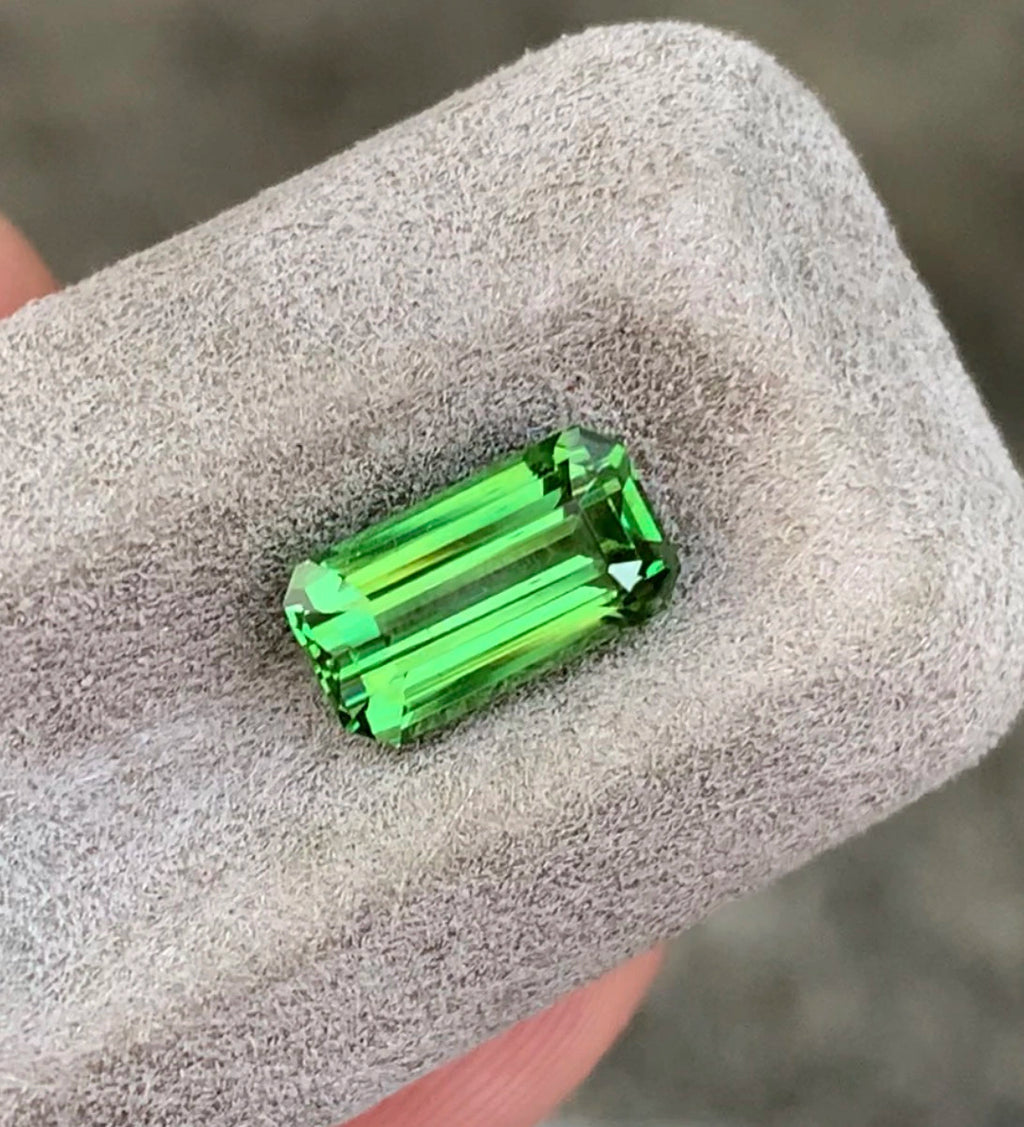 Natural tsavorite garnet