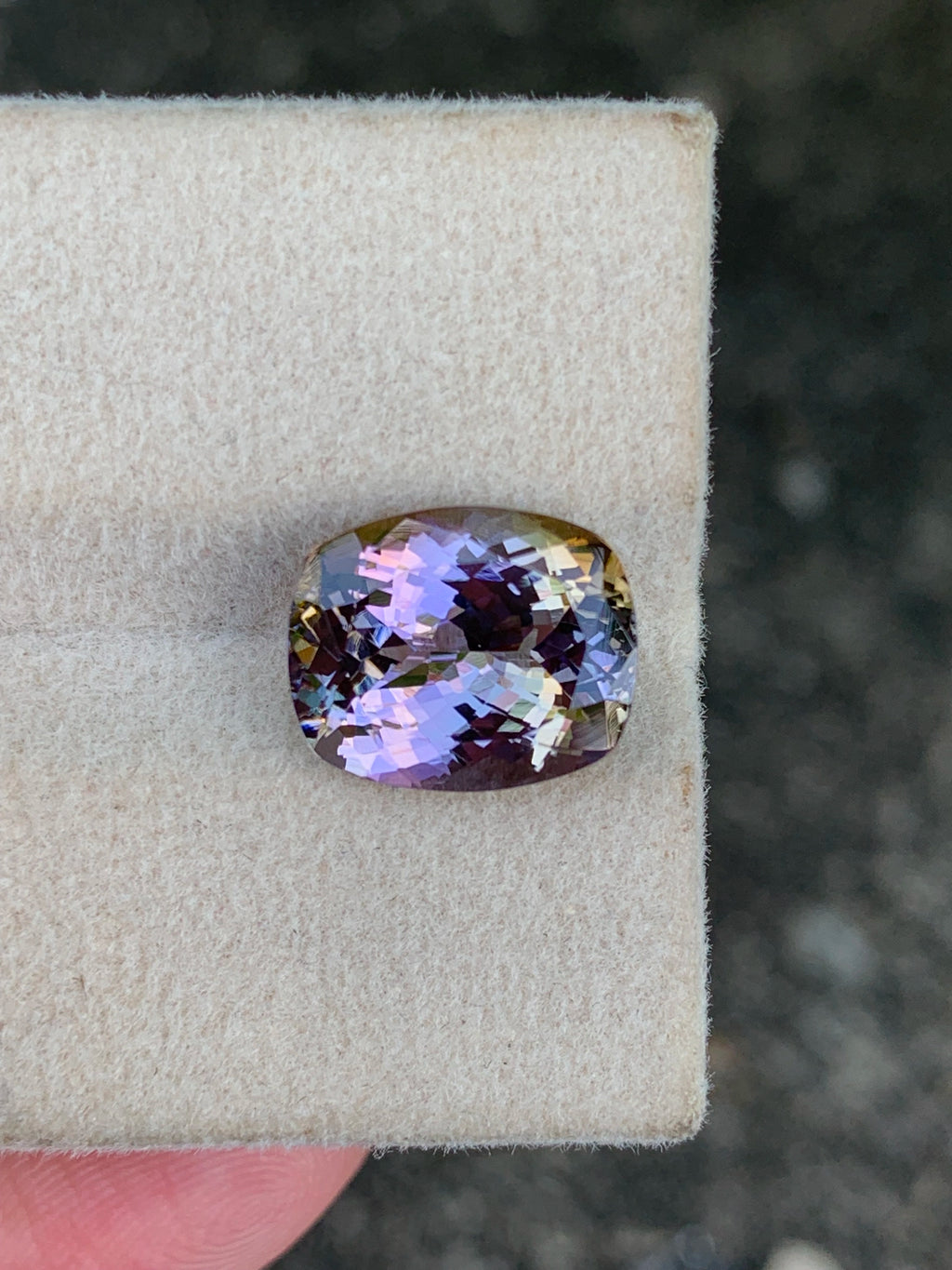 No heat tanzanite multi color