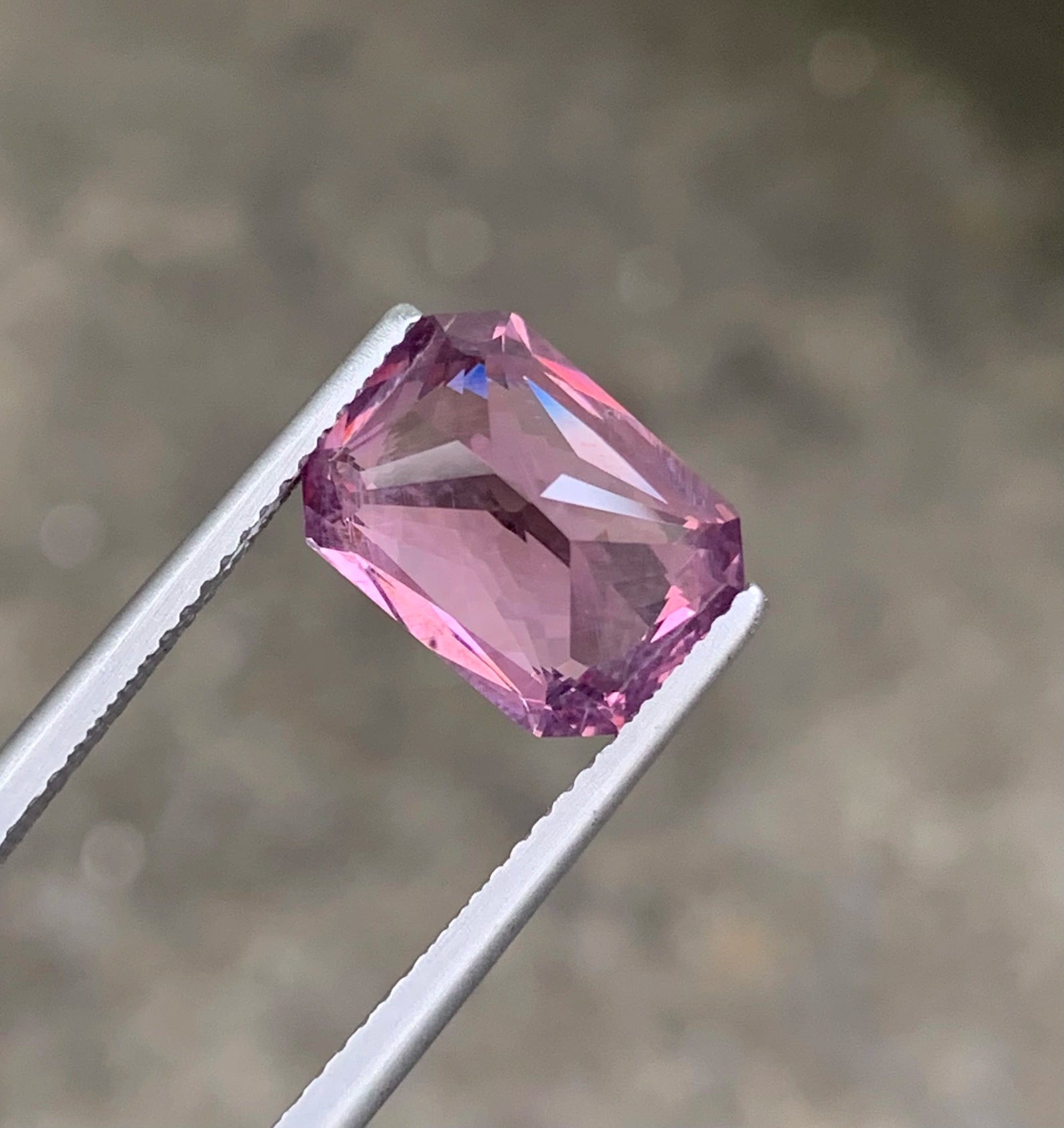 5.20 CT NATURAL TANZANIAN SPINEL
