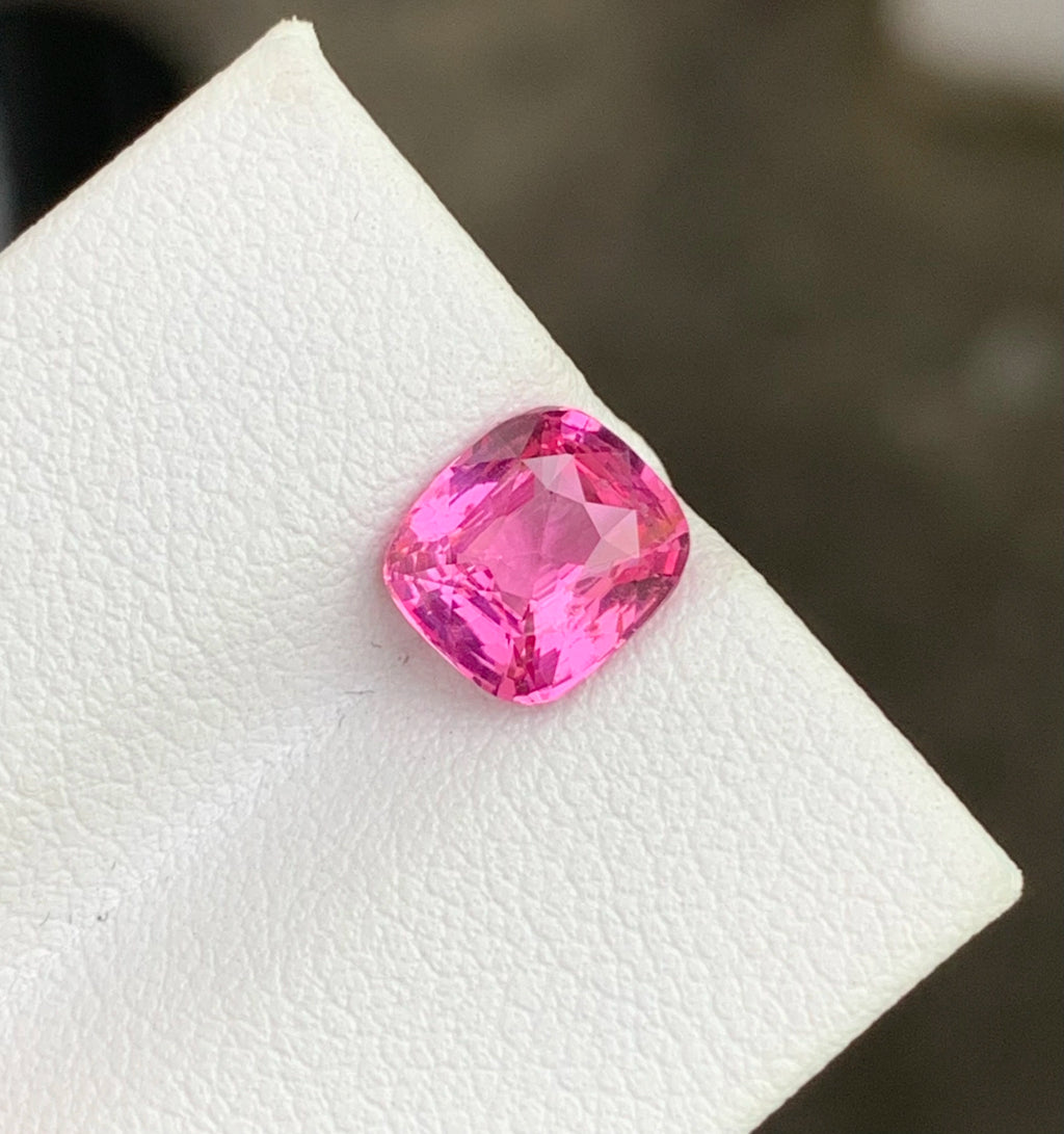 Exquisite Mahenge spinel