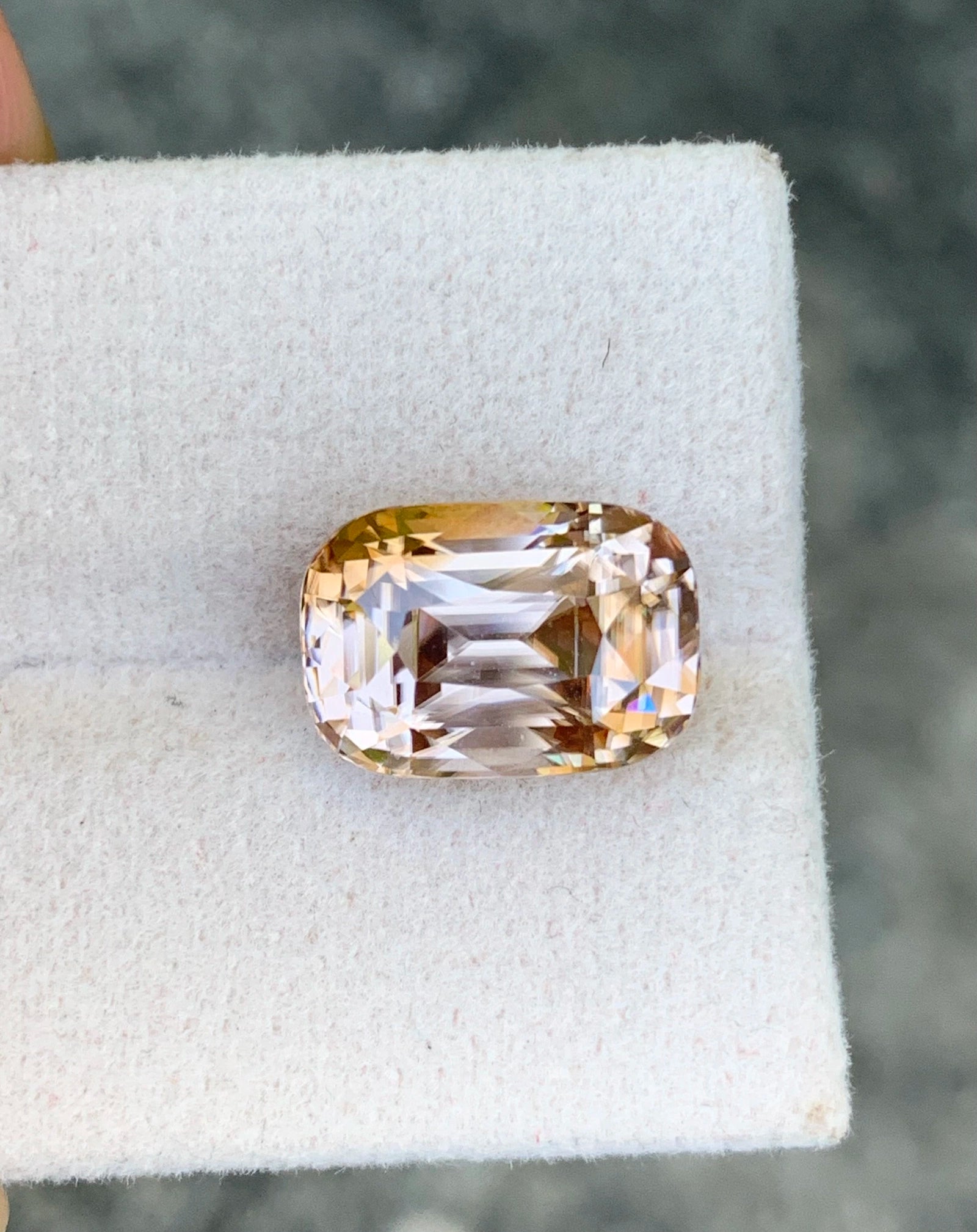 Sparkling 9.4 ct bi color zircon from Ceylon