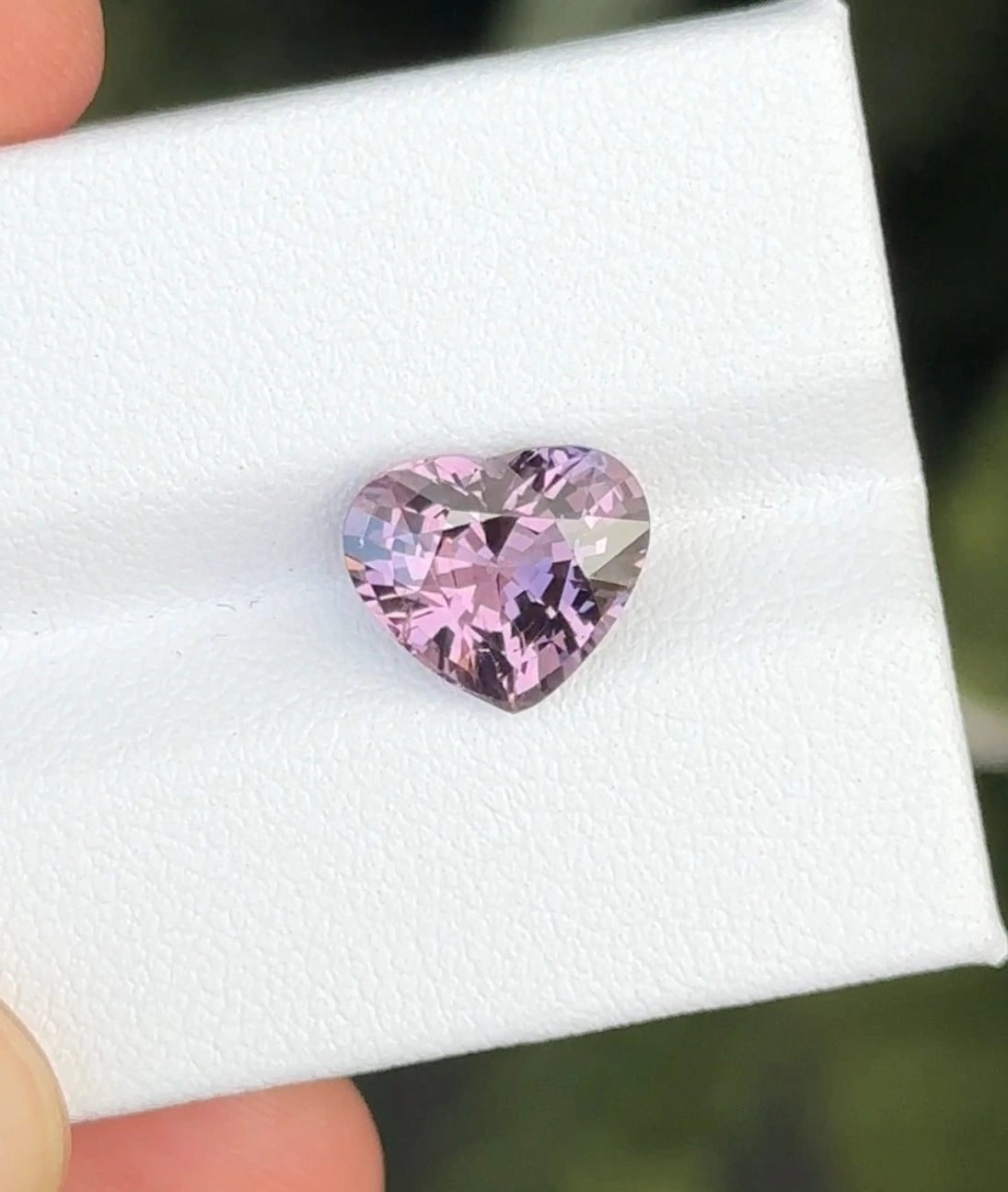 Top quality 3.54 carats natural purple spinel