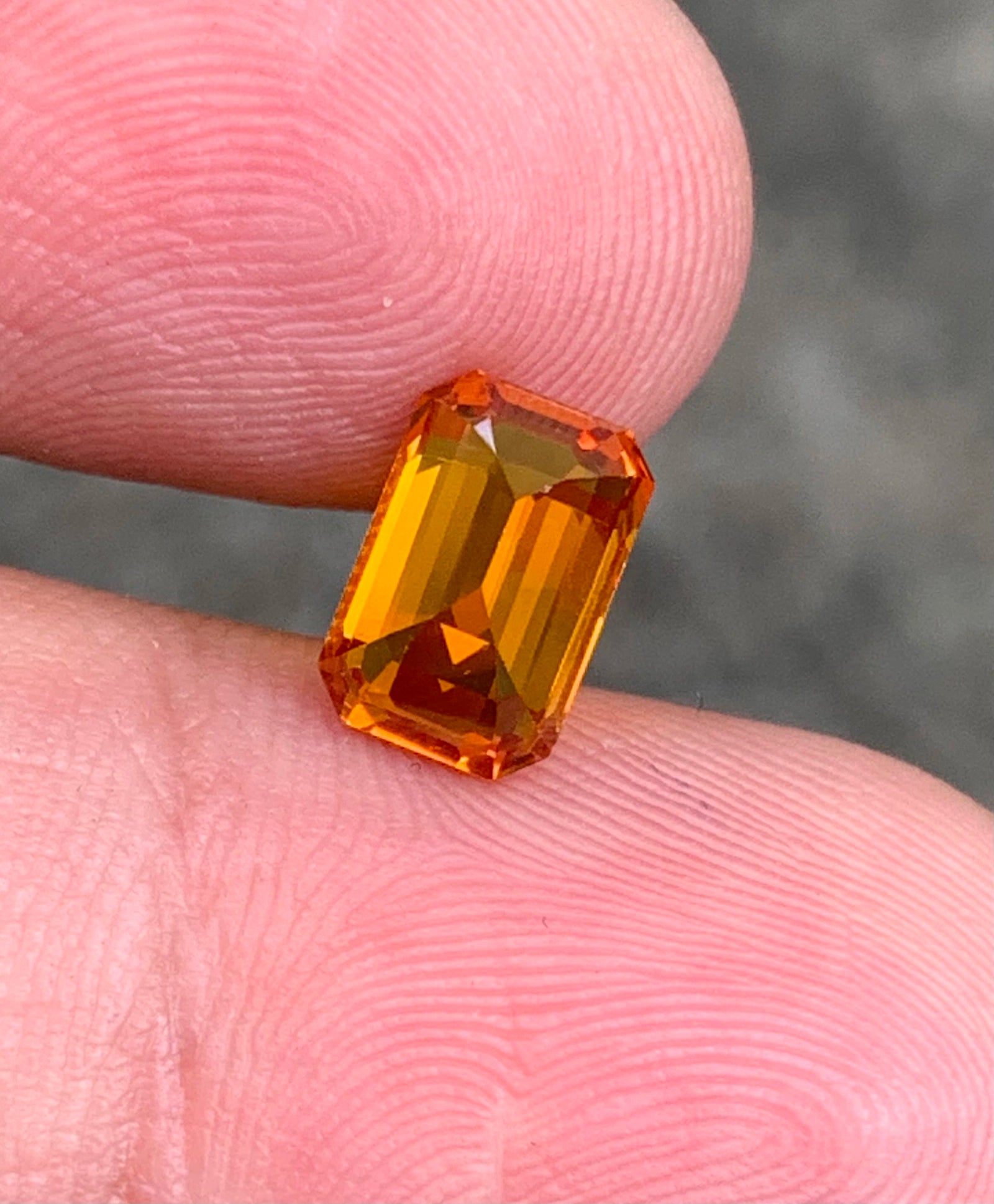 Orange sapphire