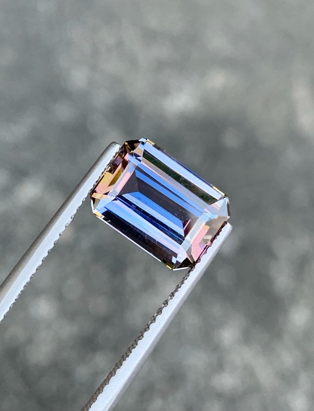 No heat tanzanite