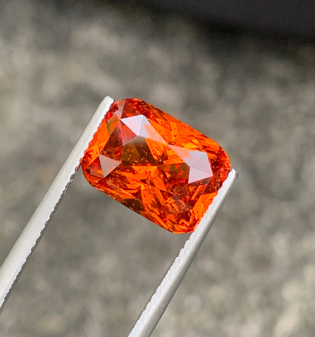 FINEST 8.88 CT NATURAL SPESSARTITE GARNET