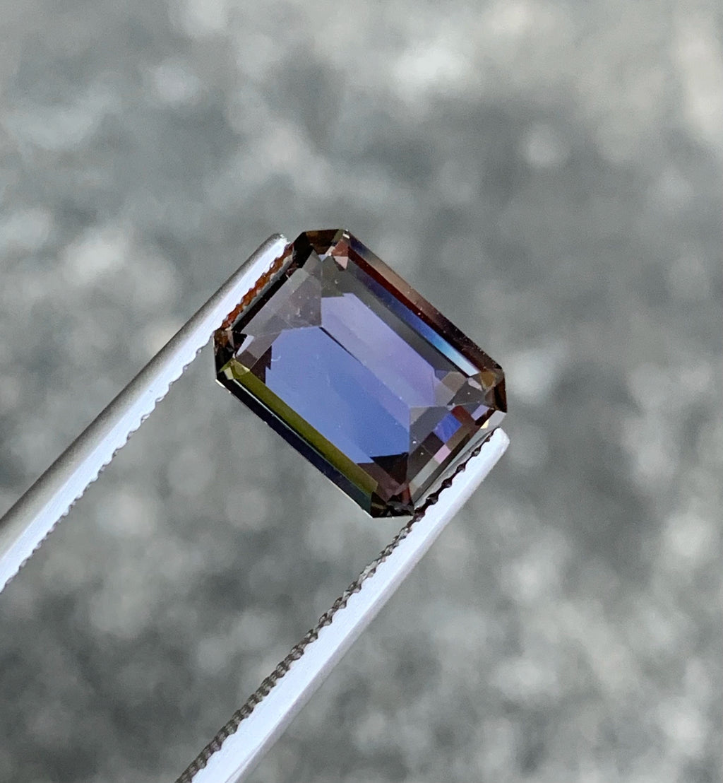 No heat tanzanite