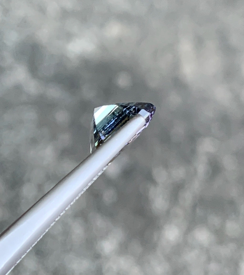 No heat tanzanite